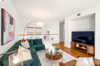 Photo #5: 41121669 Listing 