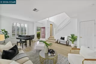 Photo #6: 41121686 Listing