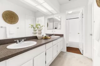 Photo #5: 41121733 Listing 