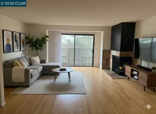 Browse active condo listings in SOBRANTE GLEN