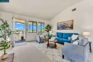 Photo #2: 41121768 Listing 