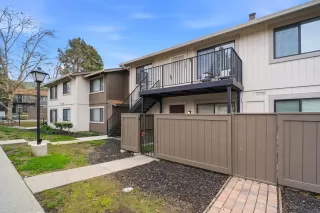 Photo #1: 41121801 Listing 