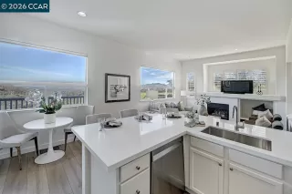 Photo #4: 41121813 Listing 