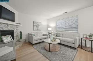 Photo #5: 41121858 Listing 