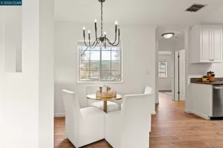 Photo #5: 41121910 Listing 