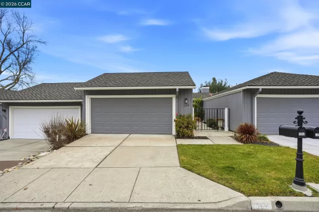 MLS: 41121946 Condo For Sale