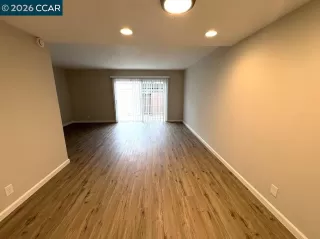 Photo #4: 41121949 Listing