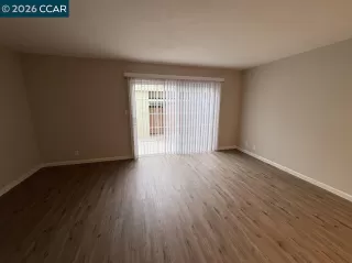 Photo #5: 41121949 Listing