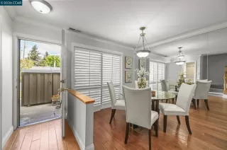 Photo #2: 41121975 Listing 