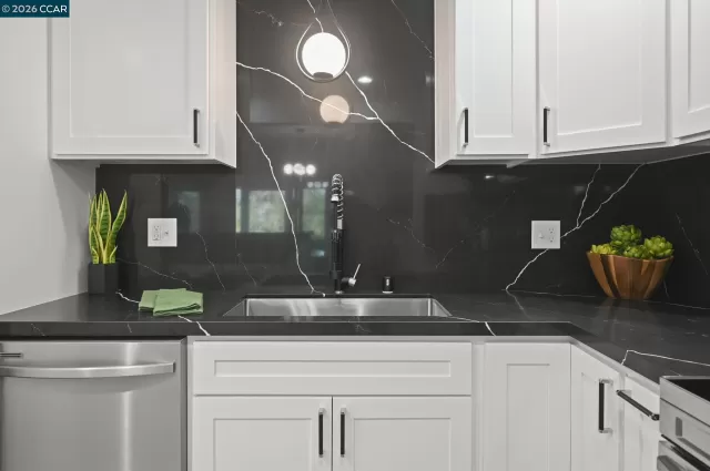 MLS: 41121985 Condo For Sale