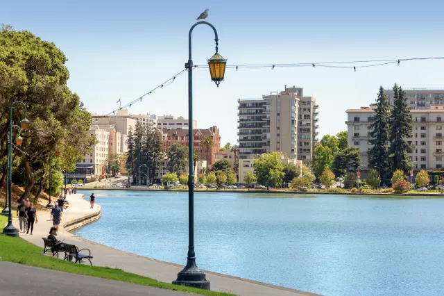 MLS: 41122041 Condo For Sale