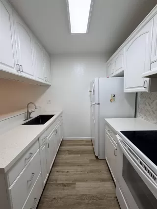 Photo #4: 41122101 Listing