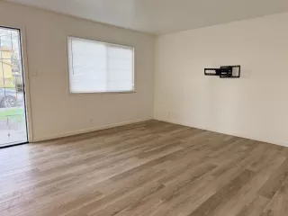 Photo #6: 41122101 Listing