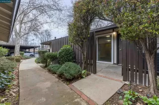 Photo #1: 41122104 Listing