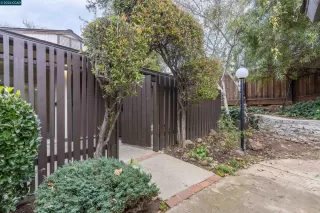 Photo #4: 41122104 Listing