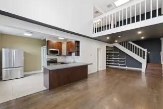 Photo #4: 41122135 Listing