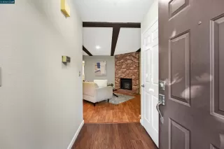 Photo #2: 41122236 Listing 