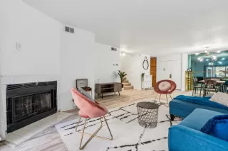 Photo #1: 41122256 Listing