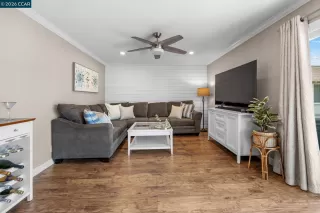 Photo #2: 41122277 Listing 