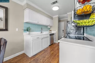 Photo #5: 41122277 Listing 