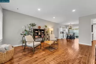 Photo #2: 41122313 Listing