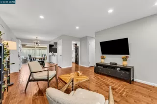 Photo #3: 41122313 Listing