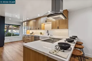 Photo #5: 41122356 Listing 