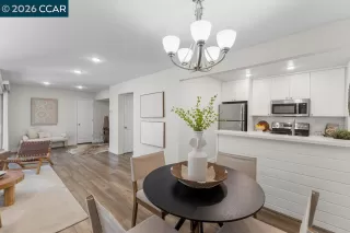 Photo #2: 41122446 Listing