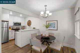 Photo #5: 41122446 Listing