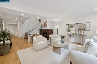 Photo #5: 41122448 Listing 