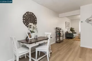 Photo #6: 41122484 Listing