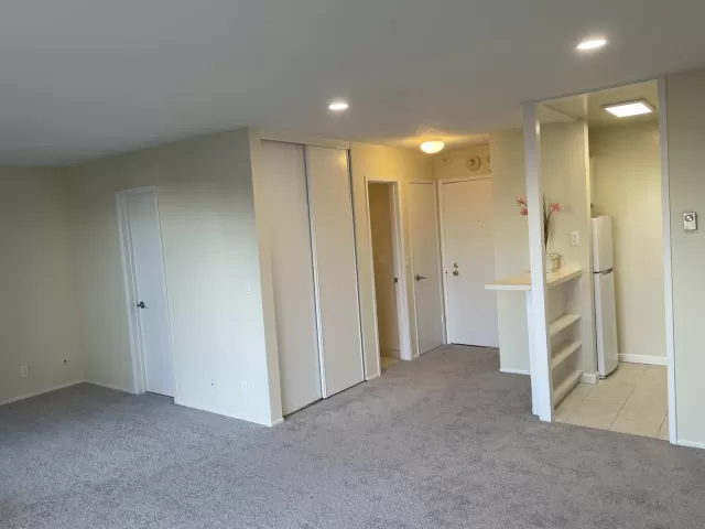 MLS: 41122490 Condo For Sale