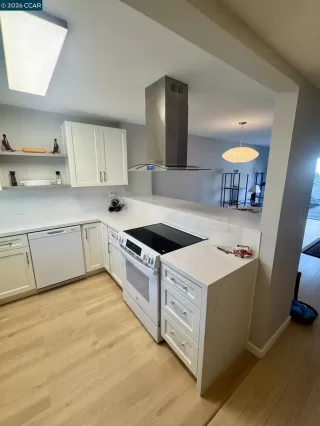 Photo #1: 41122493 Listing 