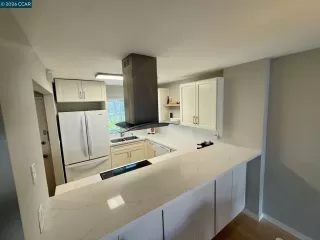 Photo #3: 41122493 Listing 