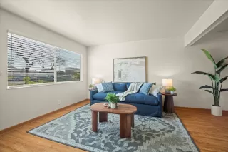 Photo #2: 41122494 Listing