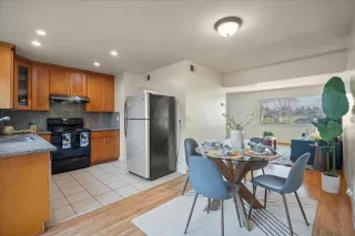 Photo #5: 41122494 Listing