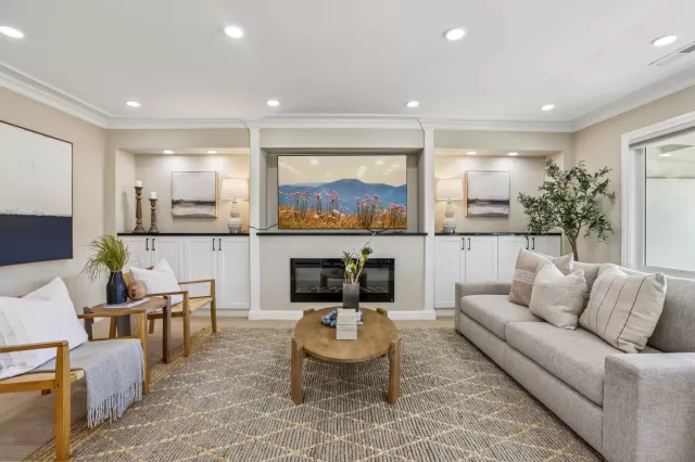 MLS: 41122505 Condo For Sale