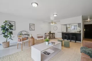 Photo #6: 41122525 Listing