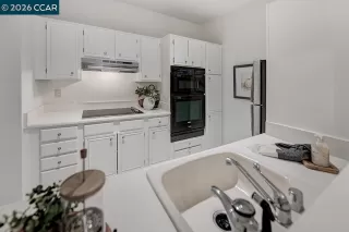 Photo #1: 41122538 Listing 