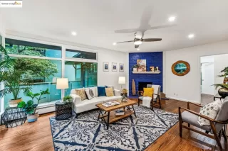 Photo #2: 41122556 Listing 