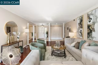 Photo #5: 41122628 Listing 