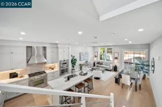 Photo #3: 41122658 Listing 