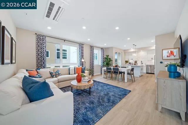 MLS: 41122690 Condo For Sale