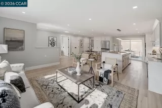 Photo #6: 41122697 Listing