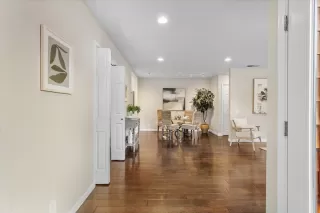 Photo #6: 41122705 Listing 