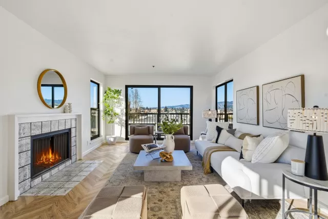 MLS: 41123136 Condo For Sale