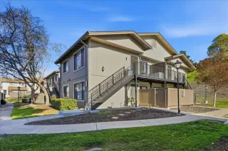 More Details about MLS # 41123211 : 261 FAMOSO PLAZA