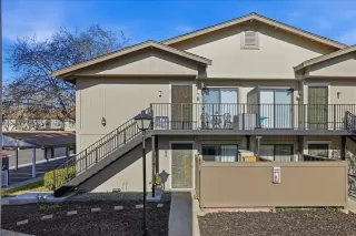 Photo #2: 41123211 Listing 