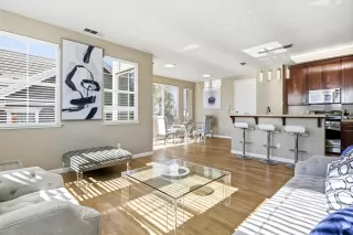 Photo #1: 41123250 Listing 