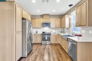 Photo #6: 41123321 Listing 